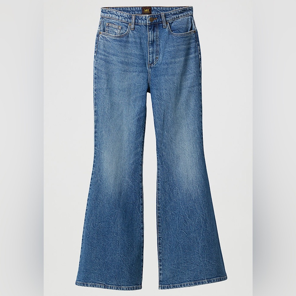 Lee SIZE 26 High Rise Flare Jeans With Retro Styling Medium Wash - Picture 1 of 7